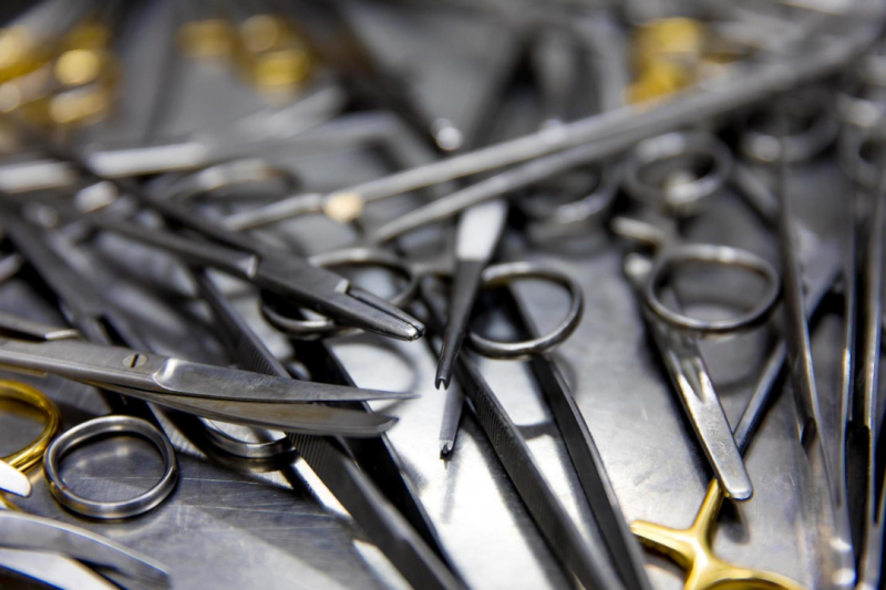 Manutenção em Instrumentos Cirúrgicos: Como Garantir Segurança e Eficiência Manutenção em Instrumentos Cirúrgicos: Como Garantir Segurança e Eficiência